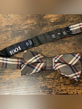 1901 Beige Plaid Pre-Tied Bow Tie with Navy & Red Accents